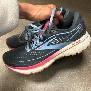 Brooks Women's Trace Running Shoes — Navy with Pink & Light Blue
